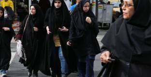 Съпруга на футболист се сблъска с порядките в Иран