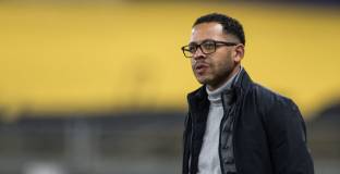 Росеньор реагира на намека на Фернандес за напускане на Челси