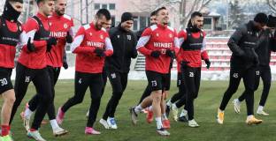 Адриан Лапеня: Разказаха ми за дербито, всички са много развълнувани (видео)