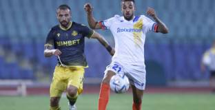 АПОЕЛ - Ботев Плодив 2:0 