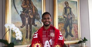 Викан от Тите подписа с ЦСКА