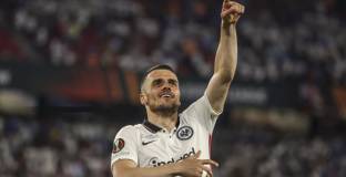   Ювентус ще отправи нова оферта за Костич 