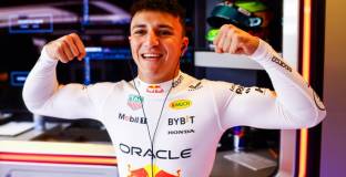 Исак Хаджар катастрофира по време на предсезонните тестове