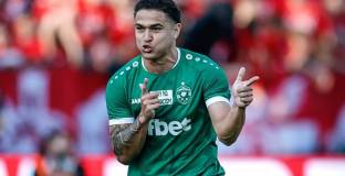 Бешикташ е отправил оферта за крило на Лудогорец