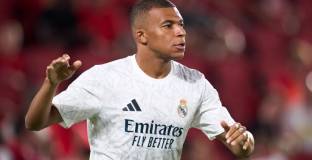 Мбапе попречил за създаване на шампионски коридор за Барса