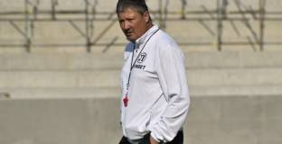 Любо Пенев ще продължи лечението си в България 