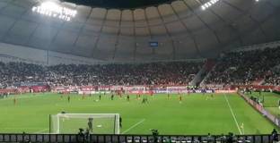 За първи път в Катар момичета връщаха топките 