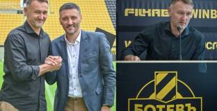 Шеф на Ботев: Българската лига изглежда катастрофално