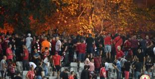 Неприятни сцени във Варна - замеряха агитката на ЦСКА с бомби