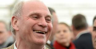 Хьонес остава в Байерн за още 4 години