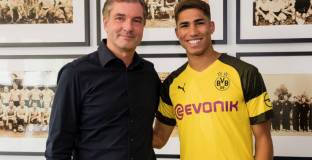 Цорк: Хакими ще остане в Борусия Дортмунд
