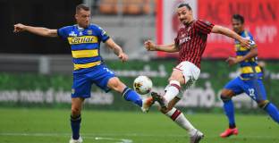 Милан проспа едно полувреме, но стигна до обрат срещу Парма