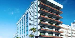 Властите събарят хотела на Меси