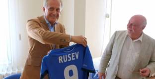 Спас Русев осигури добра отборна премия за Левски