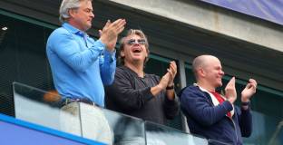 Висшата лига одобри продажбата на Челси 