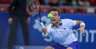  Трети тенисист напусна Уимбълдън заради covid