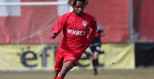 Футболист от разформирования Царско село близо до трансфер в Левски