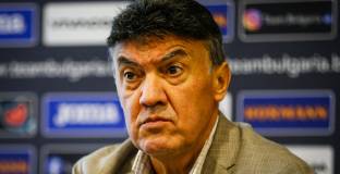 Михайлов и БФС спечелиха делото срещу Бербатов 