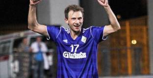 Бивш играч на Левски: Българите се разхождаха без гащи из съблекалнята