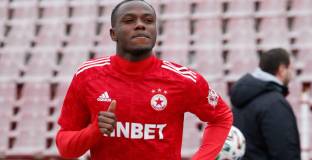 ЦСКА-София се разделя с трима 