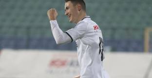  Ботев връща български национал в efbet Лига
