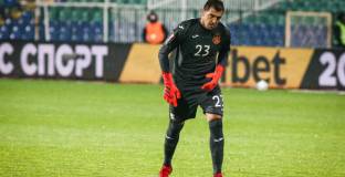 Доскорошен национален вратар сложи край на своята кариера