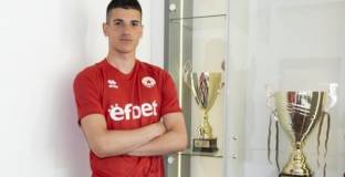 Вратар на ЦСКА е пред трансфер в Полша 