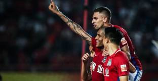 Каранга подписал с ЦСКА без да идва до България