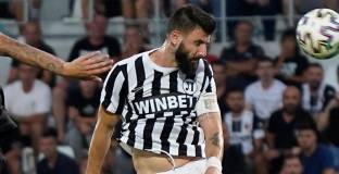 Локо Пловдив продължи договора с капитана си