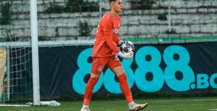 ЦСКА-София се сдоби с още един вратар