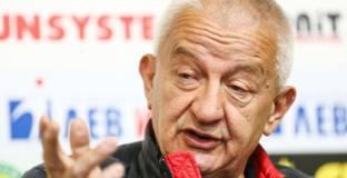  Футболистите на Локо Пловив поискаха среща с Крушарски