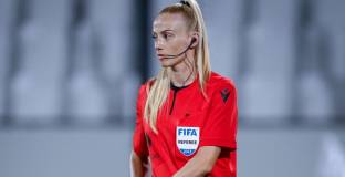 Гутева ще ръководи двубой в дамската Шампионска лига