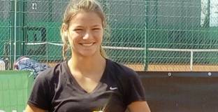 Каратанчева е на ¼-финал в Нейпълс