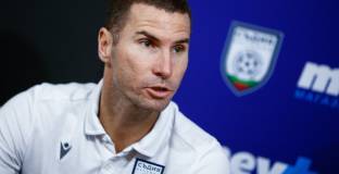 Кабаков ще свири на Челси