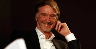 Сър Ратклиф прехвърли акциите си от Лозана на анонимен фонд