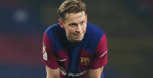 Де Йонг твърдо е решен да остане в Барса