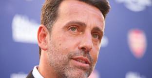 Еду започна работа в Нотингам