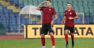 Лидер на Локо София аут за близо два месеца