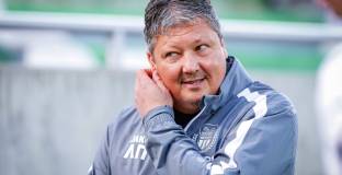 Любослав Пенев е приет по спешност в германска клиника