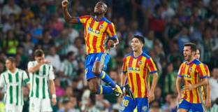 Валенсия победи Бетис в мач с 9 гола