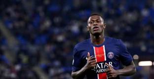 Ман Юнайтед контактува с Нуно Мендеш