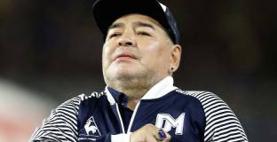  Осем човека ще отговарят за смъртта на Марадона