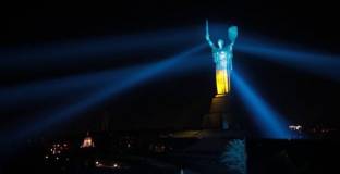  Линекер подкрепи изхвърлянето на Русия от плейофите 