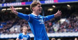 Играч на Рейнджърс може да облече фланелката на България