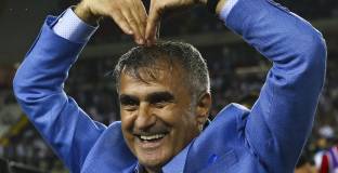 Шенол Гюнеш се завръща начело на Турция