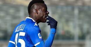 Балотели тренира с отбор от четвърта лига