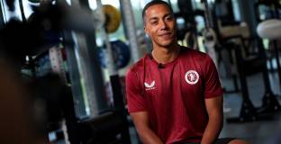 Тилеманс преминал в Астън Вила заради Емери