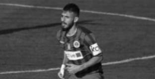 21-годишен футболист почина, след като не получи незабавна помощ 