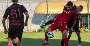 Бютучи пак се контузи