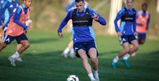 Алекс Колев се подлага на операция